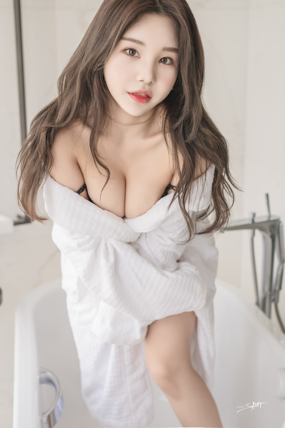 Zzyuri 쮸리, [SAINT Photolife] Zzyuri Vol.10 &#8211; Set.01(24)