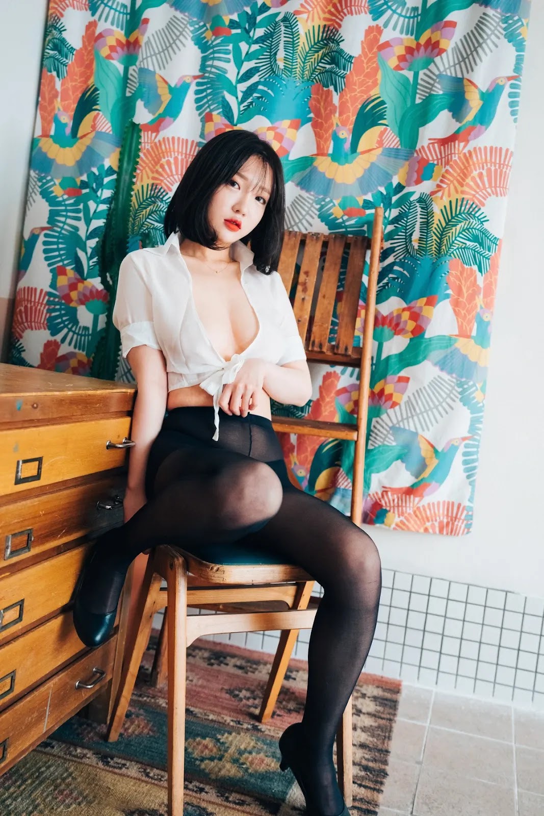 Son Yeeun 손예은, [LOOZY] Officegirl&#8217;s Vacation Vol.01(38)