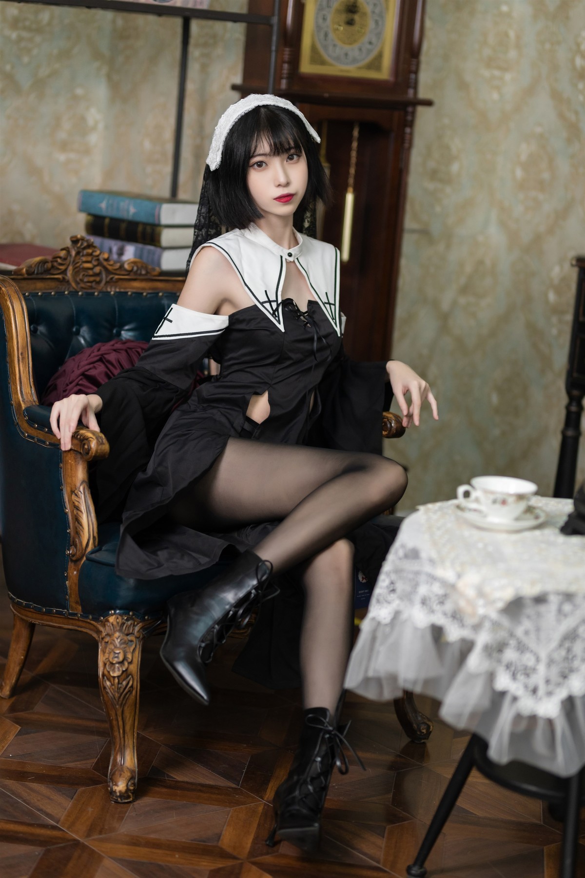 Cosplay 许岚 叁月life 暗黑修女(1)