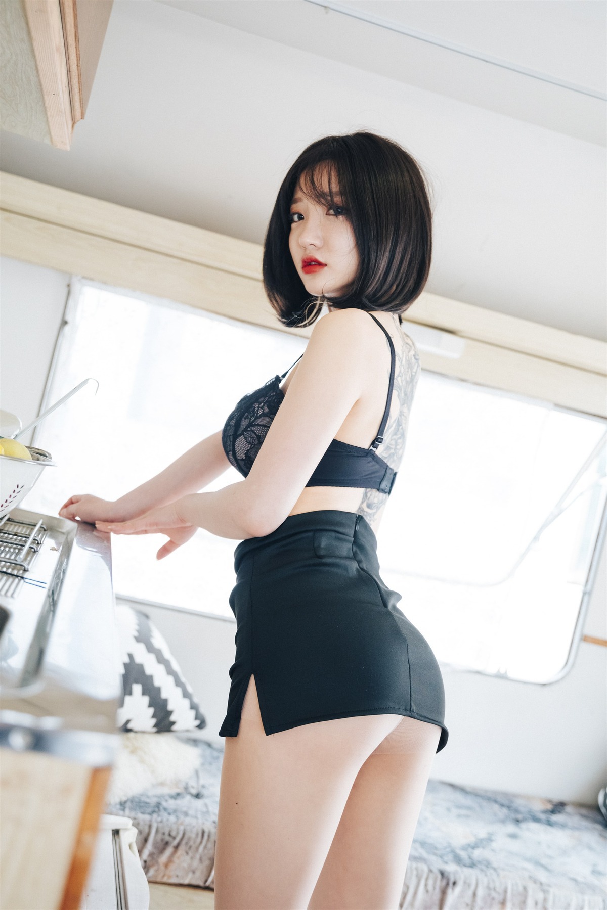 Son Yeeun 손예은, [LOOZY] Officegirl s Vacation Vol.02 &#8211; Set.02(25)