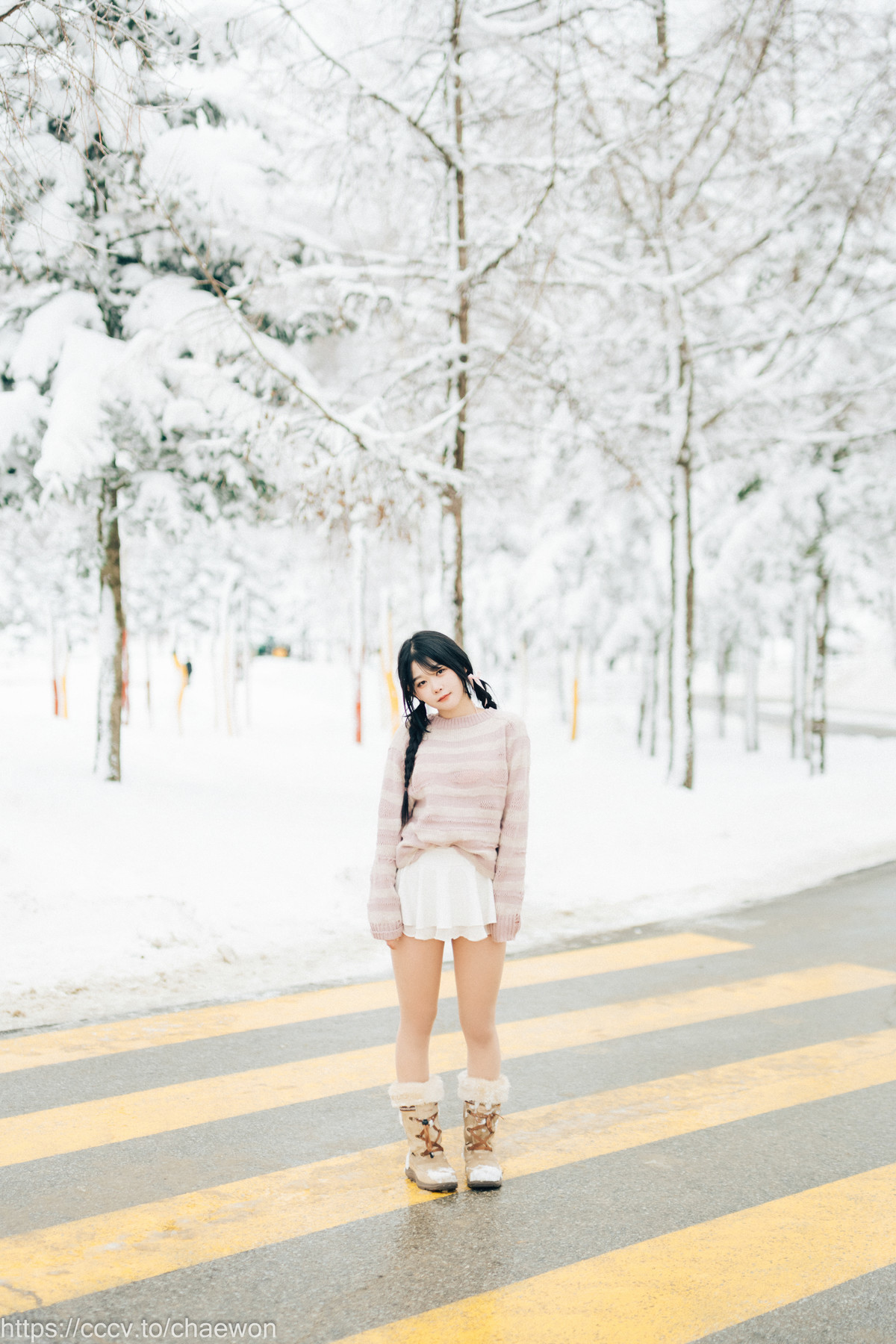 ZIA.Kwon 권지아, [Loozy] Snow Girl Set.02(22)