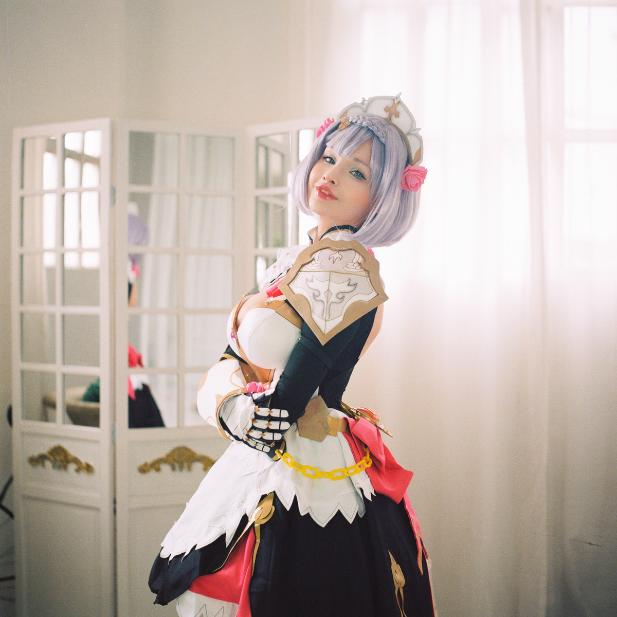 Hidori Rose Cosplay Noelle &#8211; Genshin Impact(2)