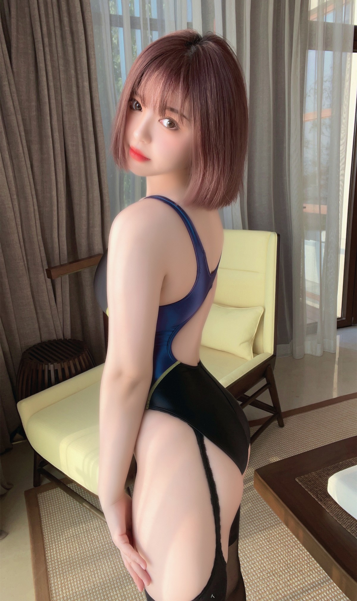 Cosplay 半半子 競泳水着を着た彼女(31)