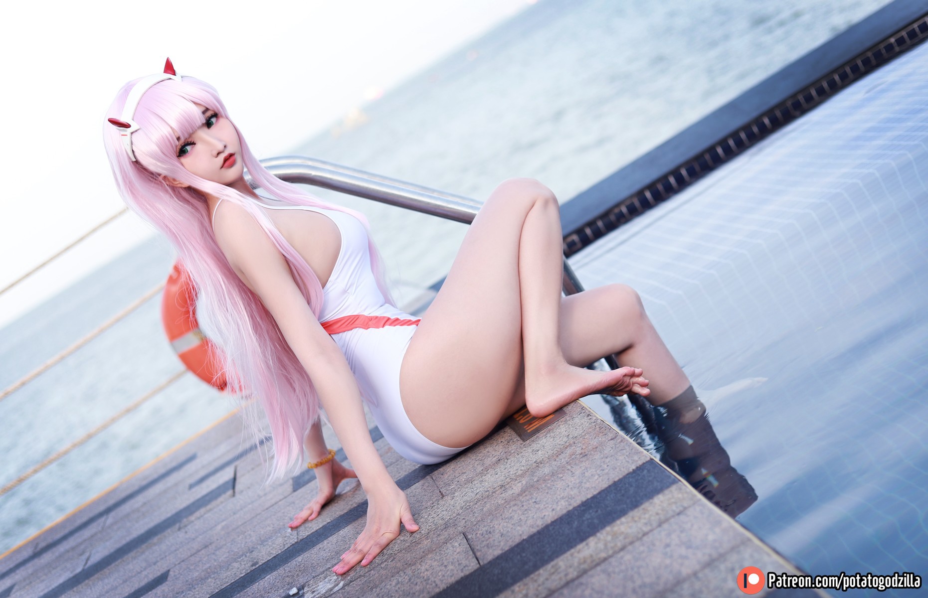 Cosplay Potato Godzilla Zero Two Swimsuit(15)