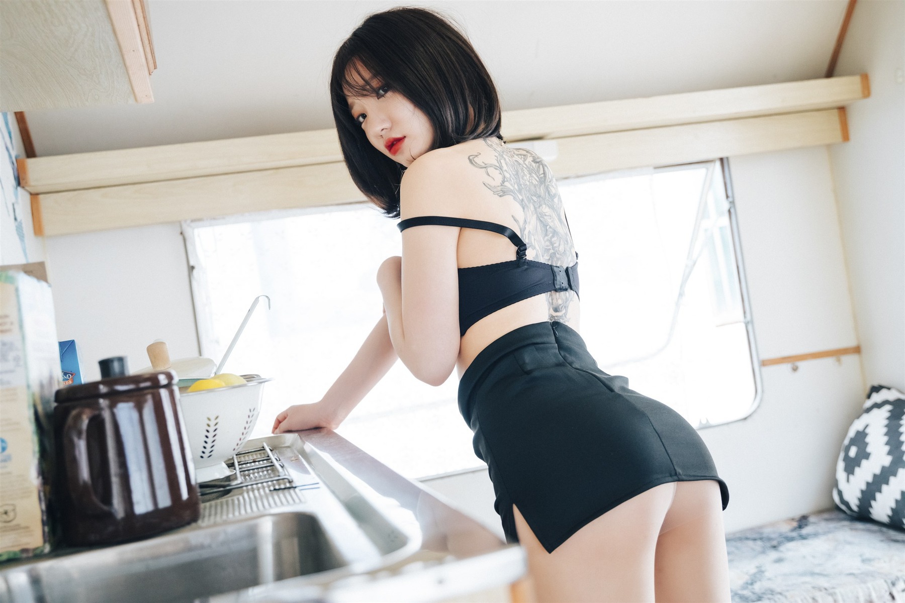 Son Yeeun 손예은, [LOOZY] Officegirl s Vacation Vol.02 &#8211; Set.02(26)