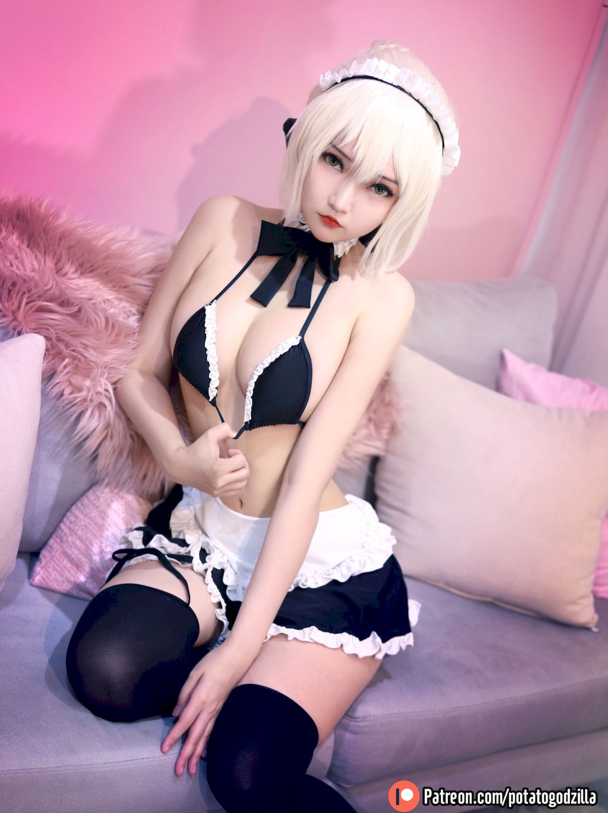Potato Godzilla Cosplay セイバーオルタ メイド Ver.(34)
