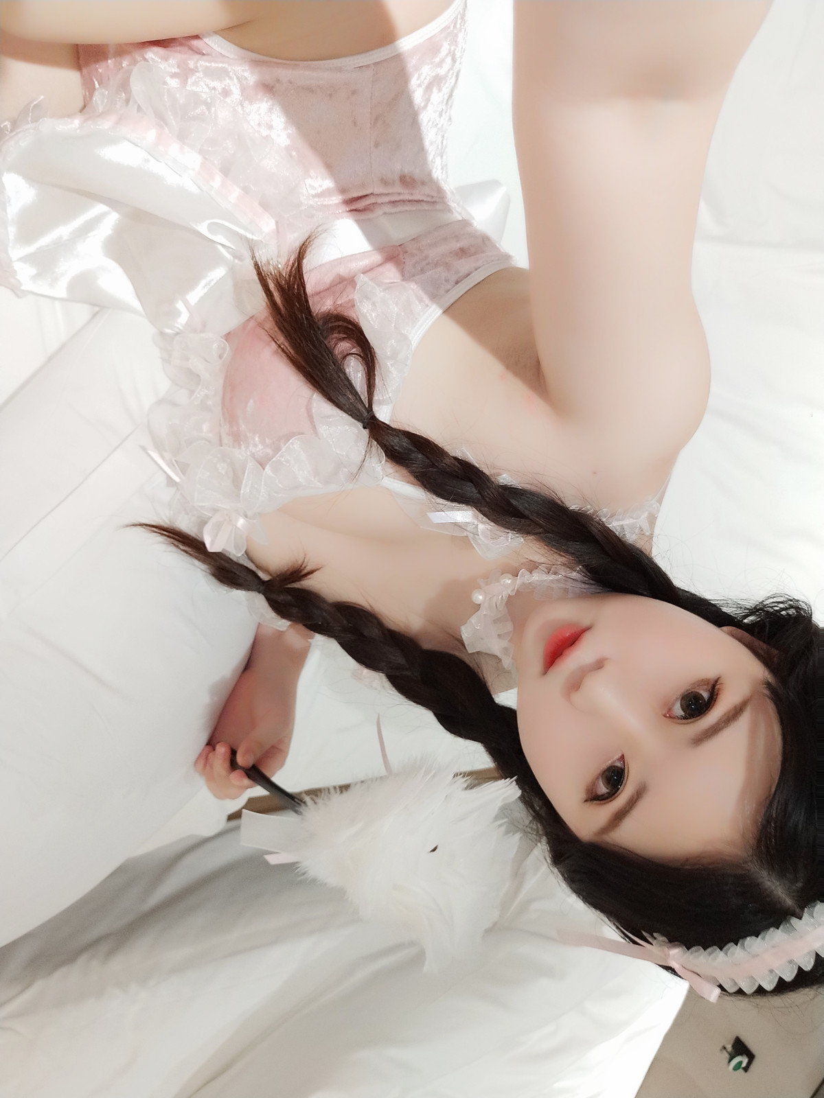 Cosplay 蜜桃少女是依酱呀 冬季女友(37)