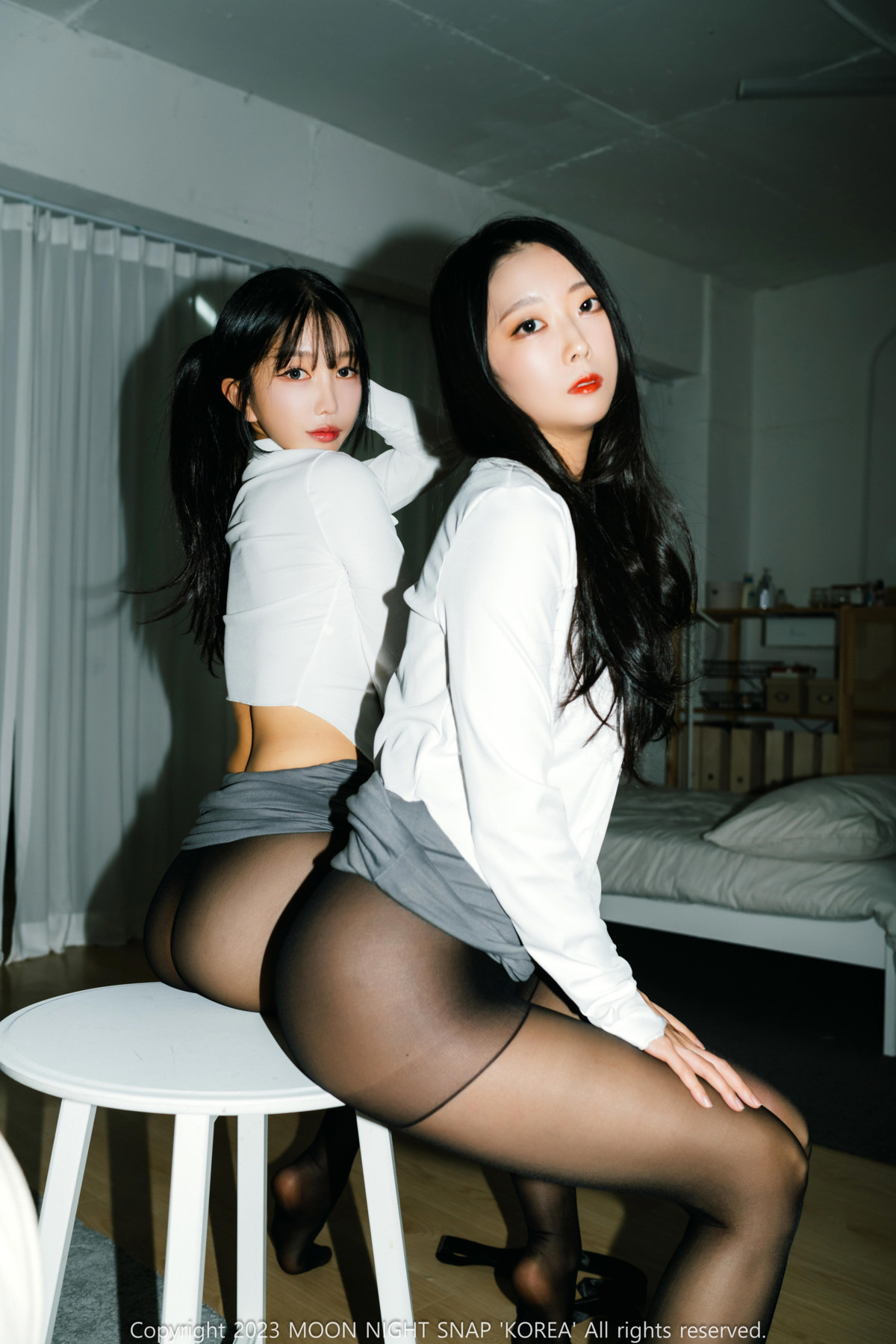 Mona 모나, Jucy 쥬시, Moon Night Snap &#8220;Stick&#8221; Set.02(2)