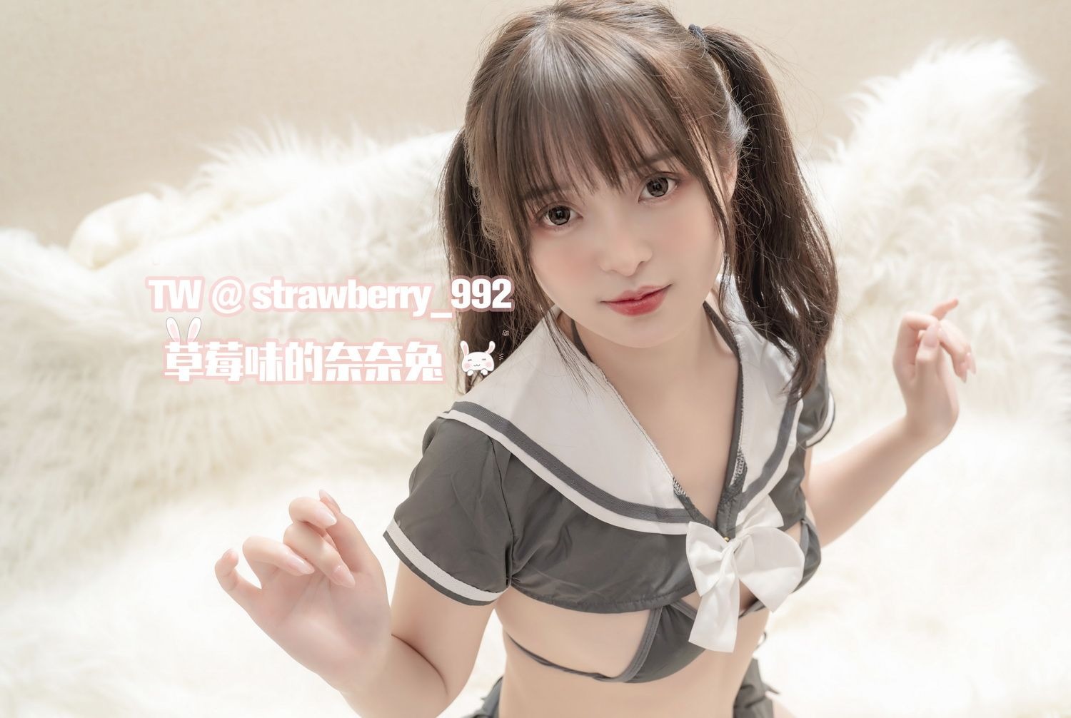 草莓味的奈奈兔 - Little School girl 36P(11)