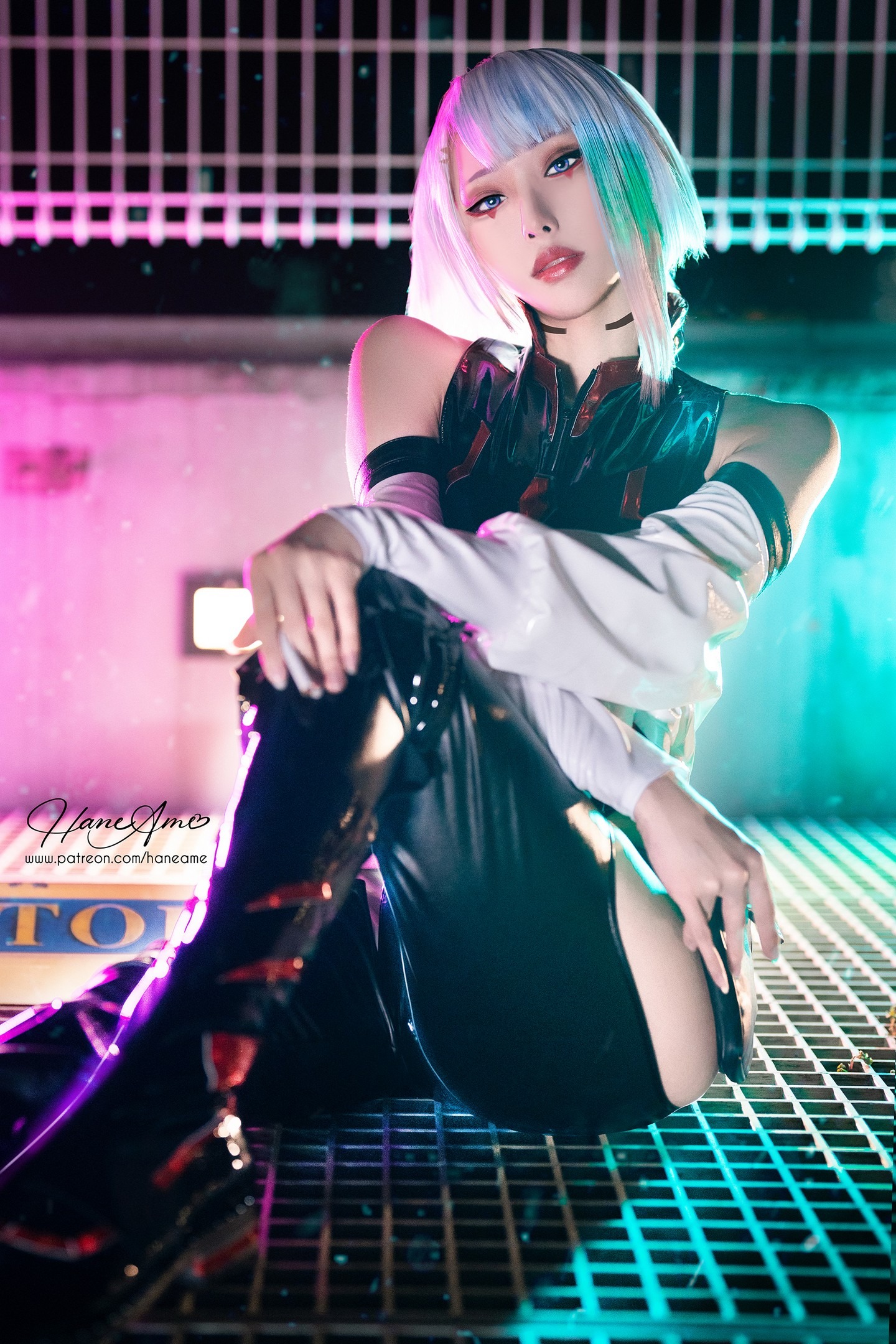 Hane Ame 雨波写真 – Cyberpunk Lucy(12)