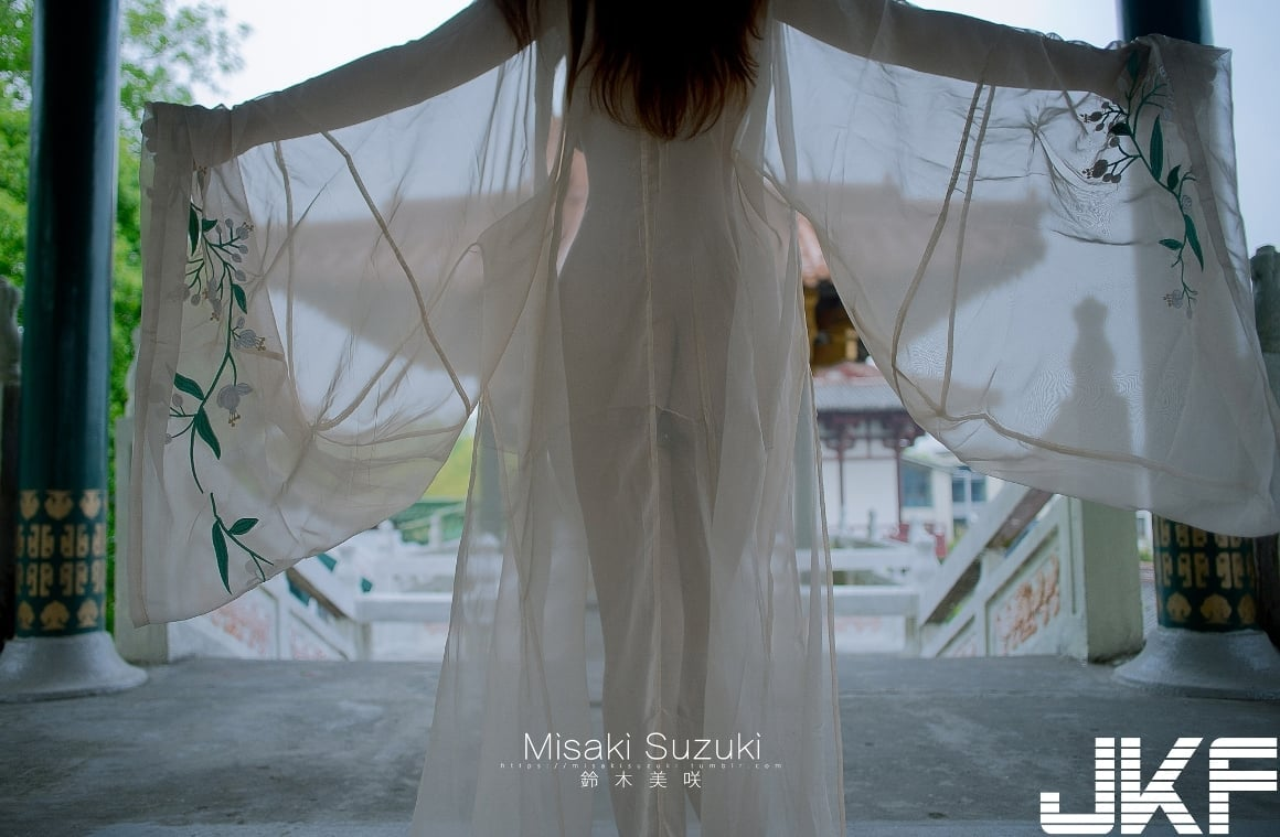 Misaki Suzuki - 古代建筑 44P(28)