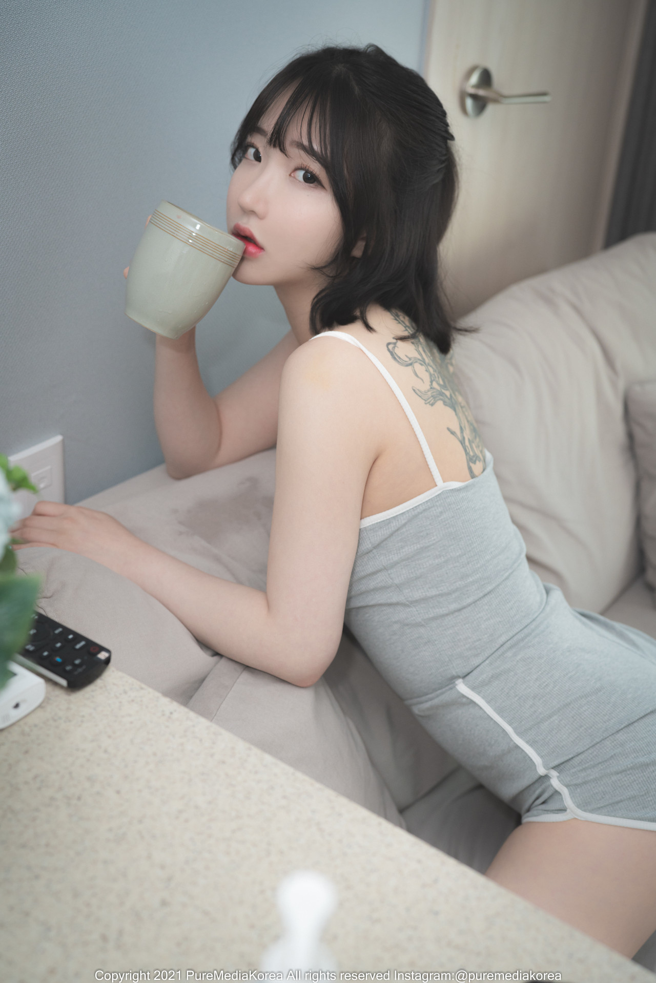 Son Yeeun 손예은, [PURE MEDIA] Vol.78 누드 디지털화보 Set.01(37)