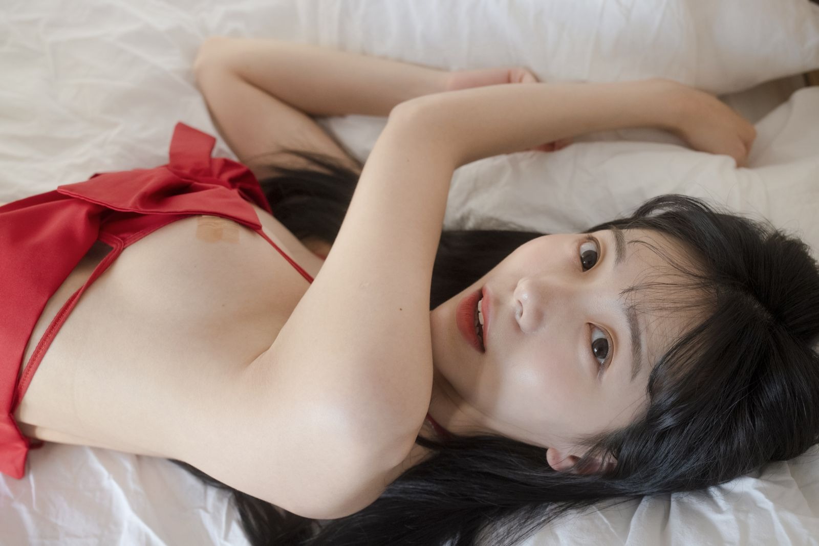 极品辣妹Leeesovely李素英写真集A 195P(111)