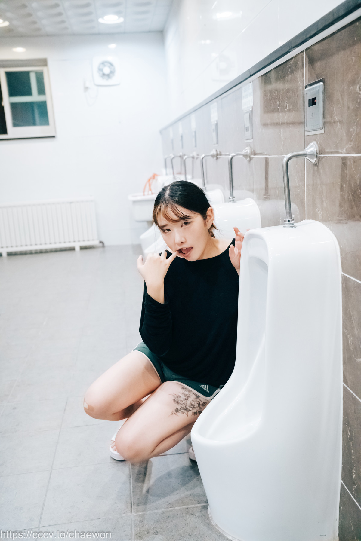 Sonson 손손, [Loozy] Public Toilet Set.02(6)