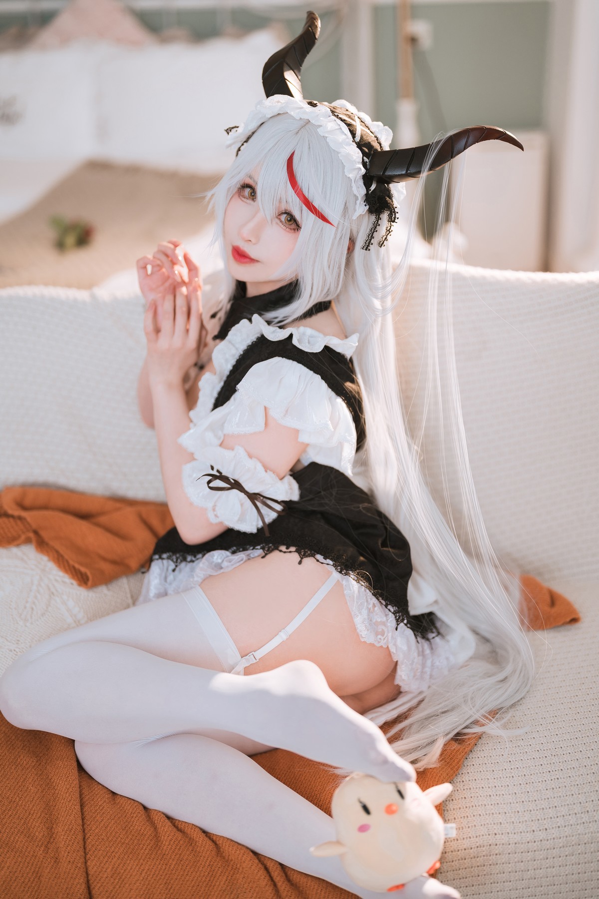 Cosplay rioko凉凉子 妄想航线 港区的龙女仆(7)