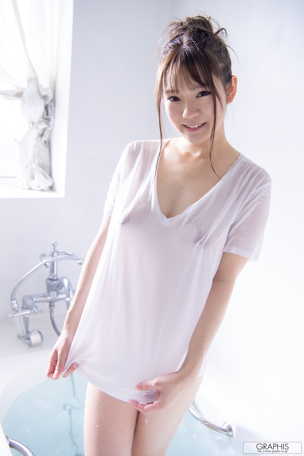 [Graphis] First Gravure – Uta Hayano はやのうた 141P(97)