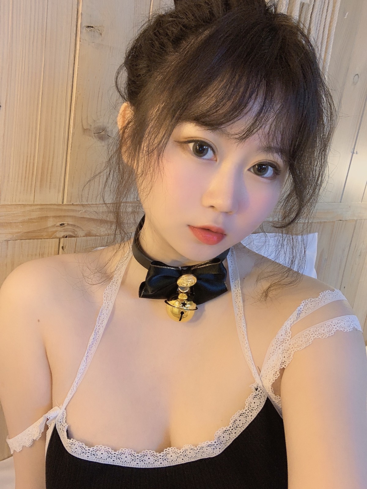 Cosplay 蜜桃少女是依酱呀 囚禁(18)