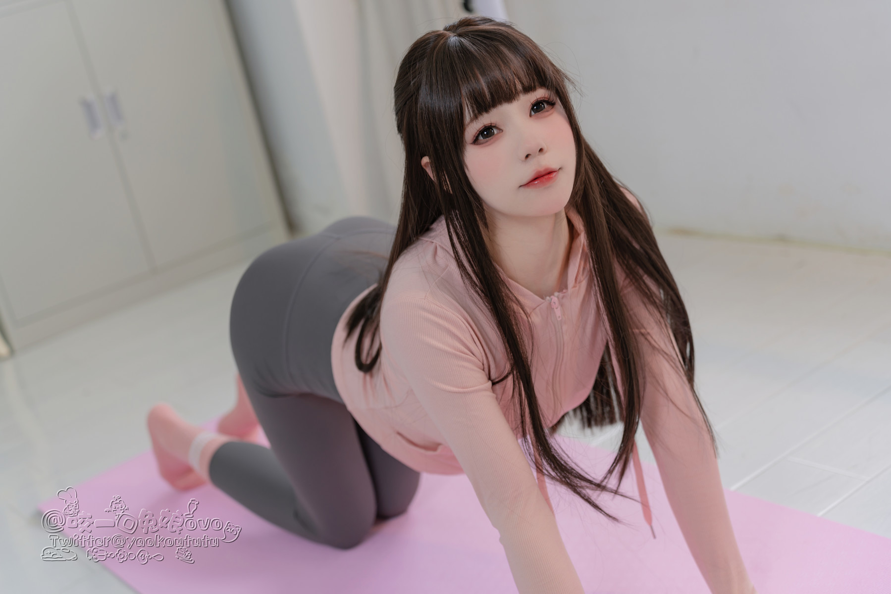 Cosplay 黏黏团子兔 兔娘瑜伽私教课(13)