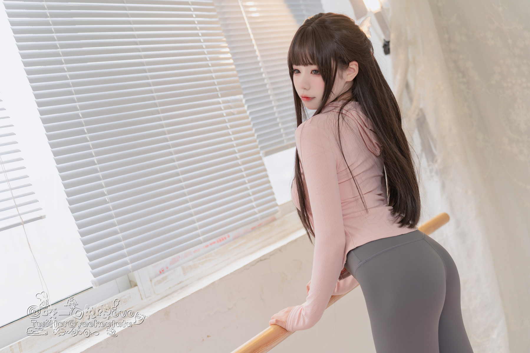 Cosplay 黏黏团子兔 兔娘瑜伽私教课(8)