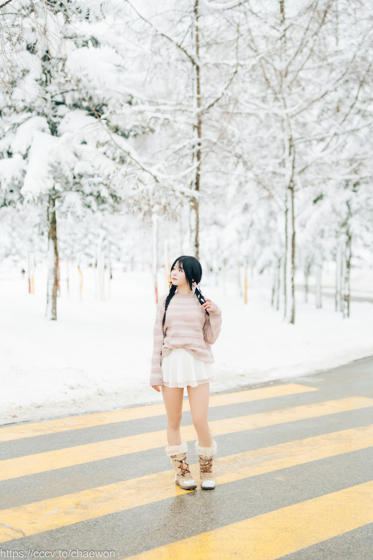 ZIA.Kwon 권지아, [Loozy] Snow Girl Set.02(23)