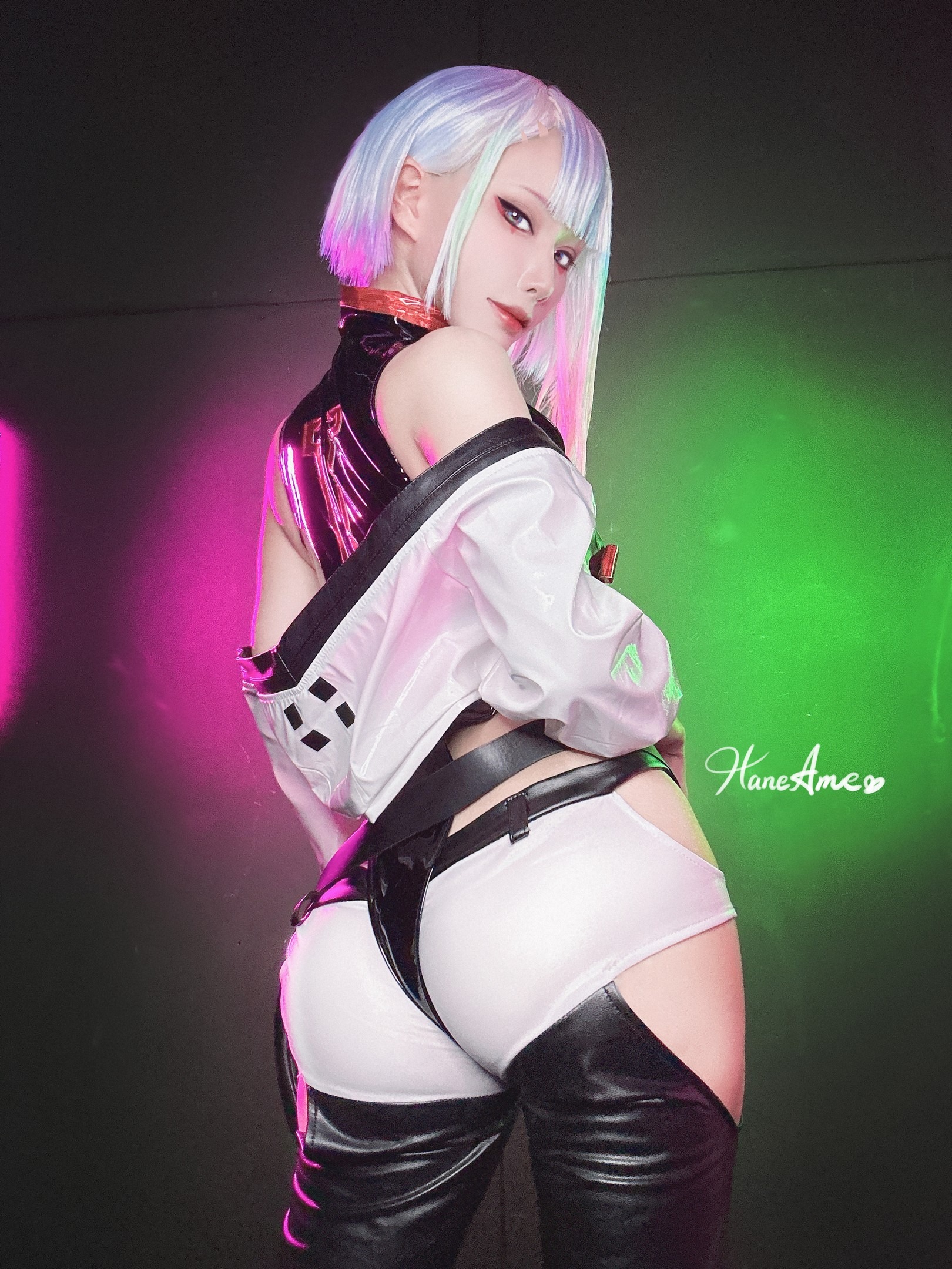 Hane Ame 雨波写真 – Cyberpunk Lucy(29)