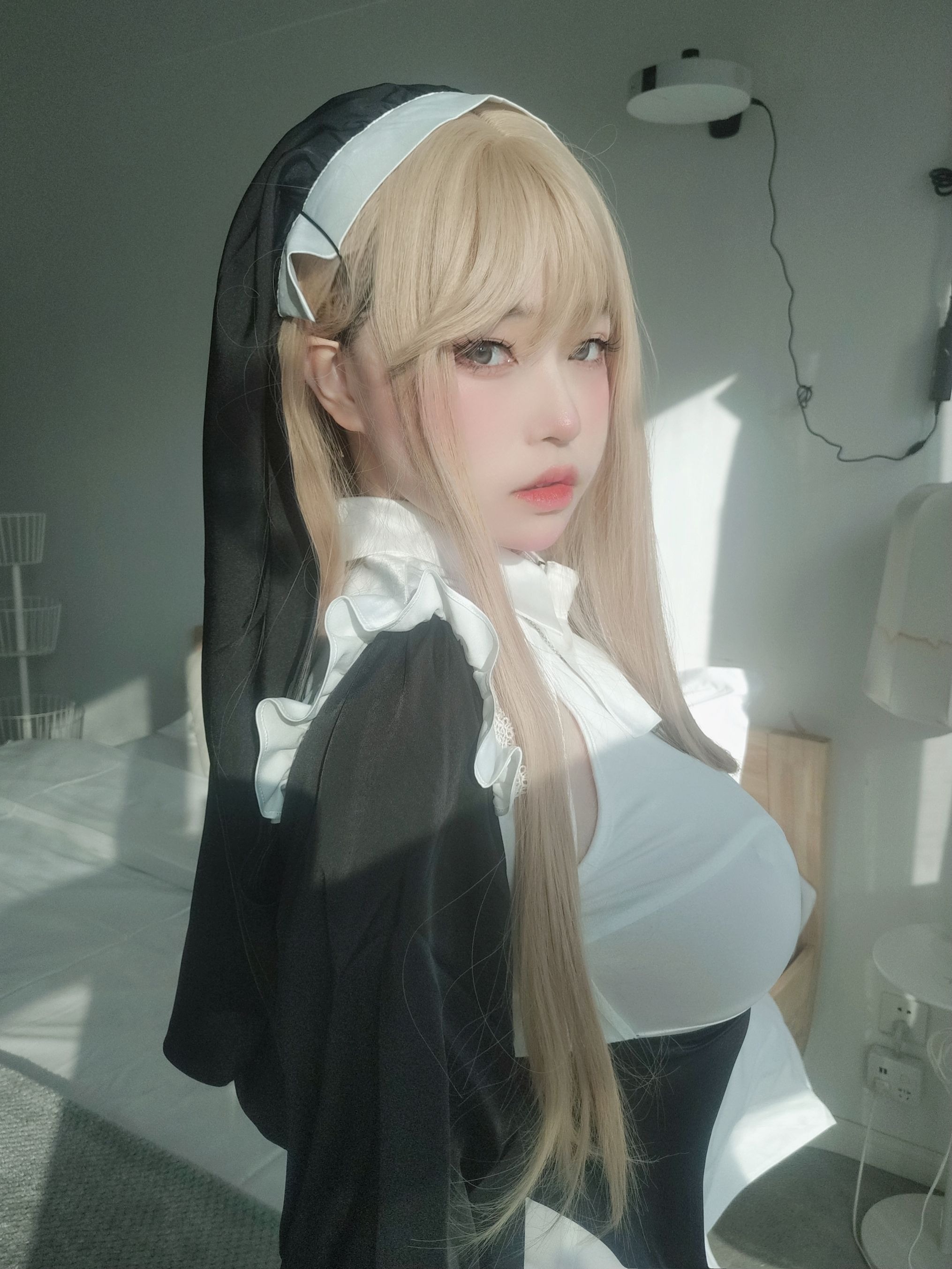 女主K 修女(26)