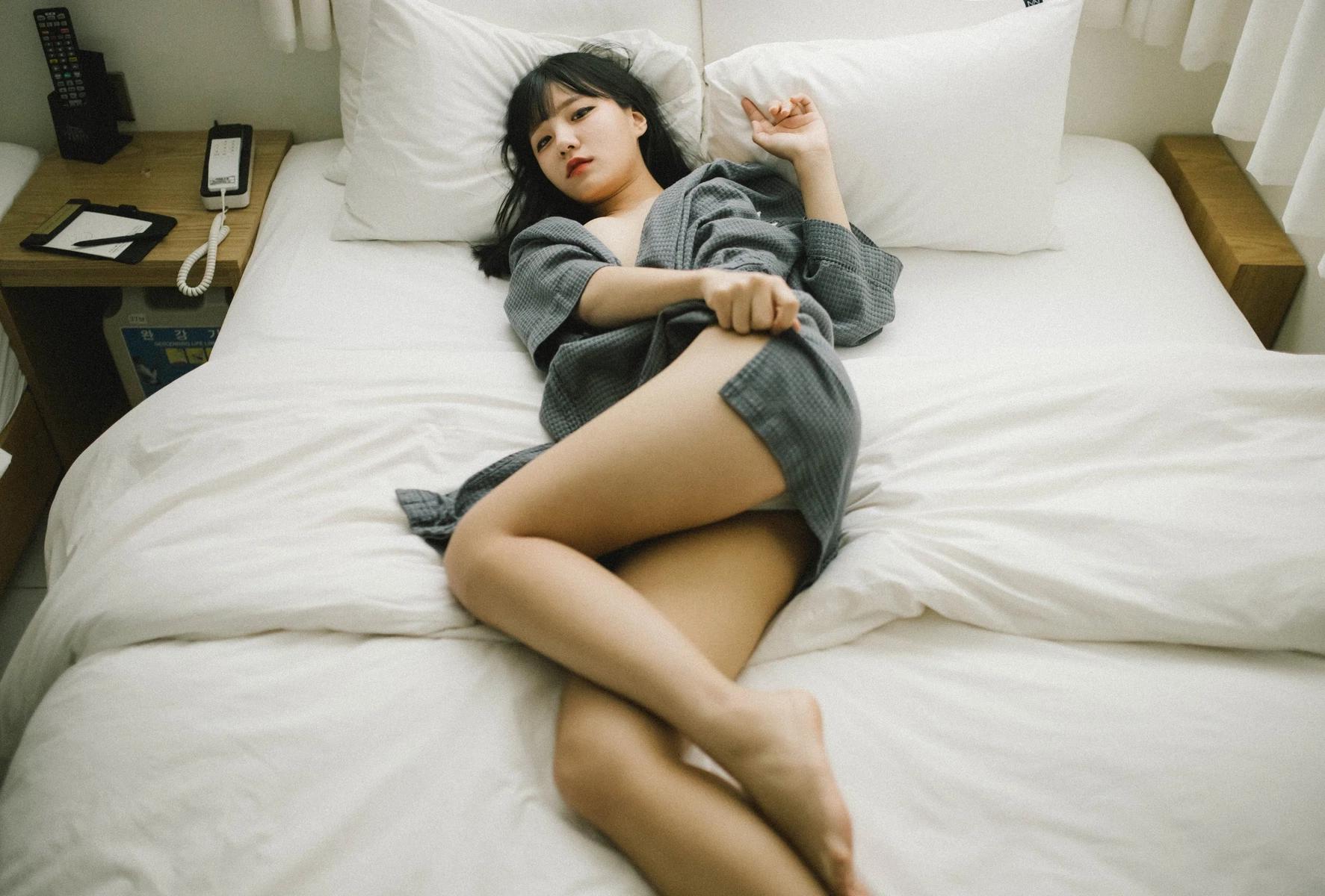 Jeong Jenny 정제니, [Moon Night Snap] The First Set.01(4)