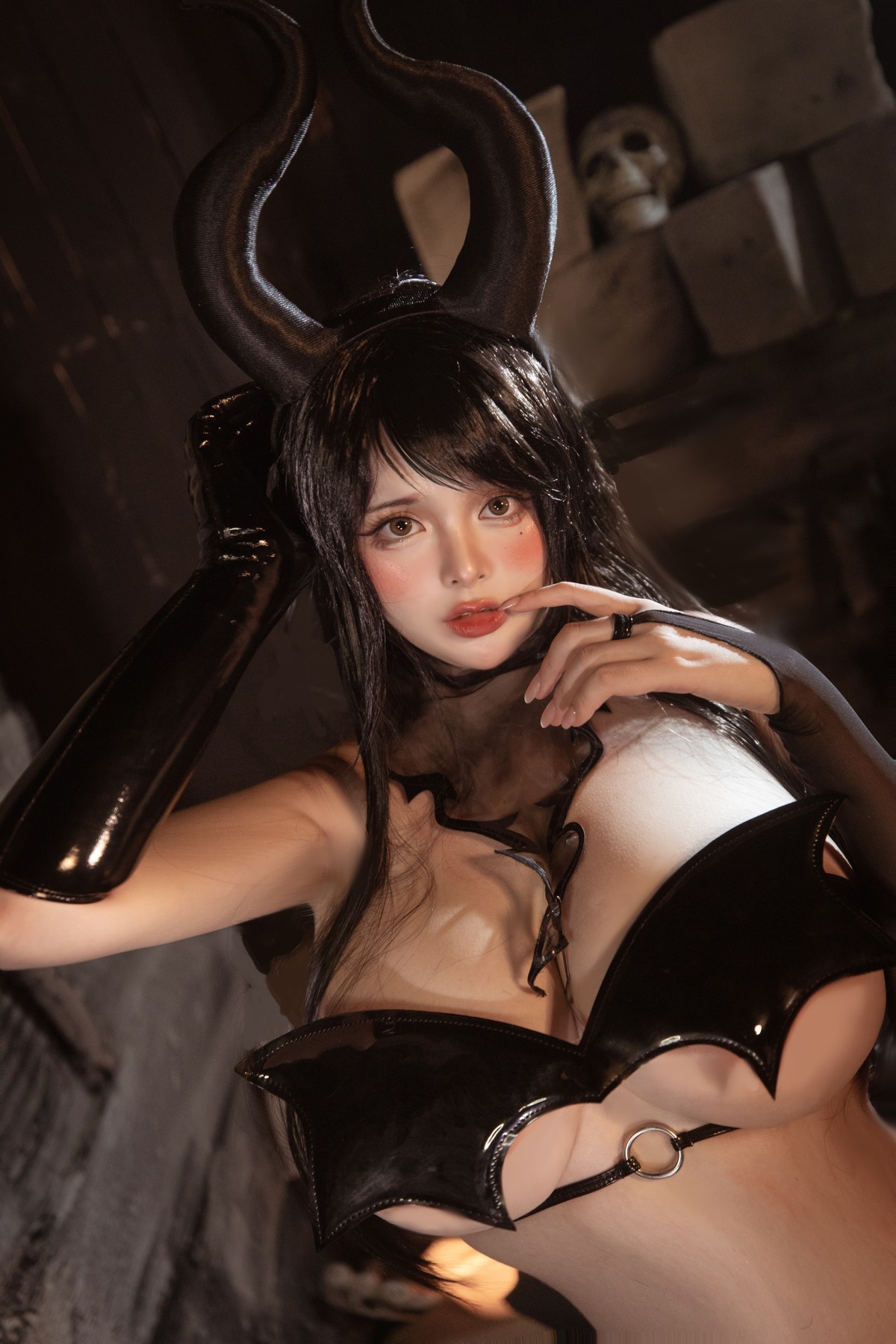 NinJA阿寨寨 Cosplay 受虐魅魔(13)