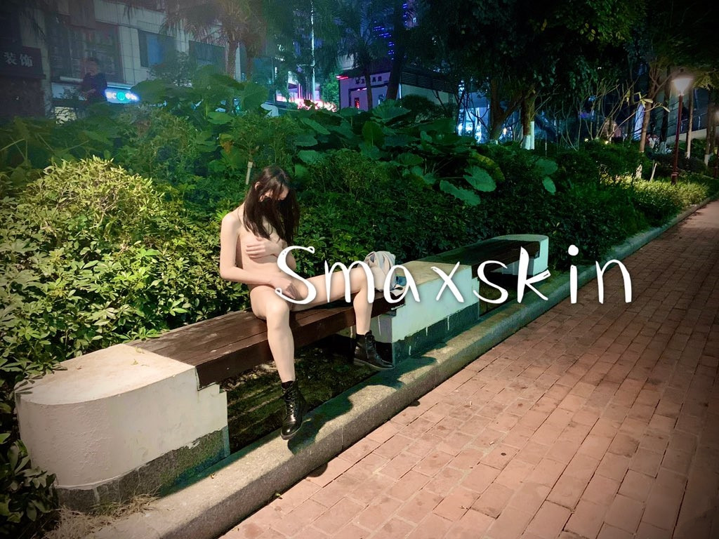 网络红人Smaxskin无圣光套图[90P](12)