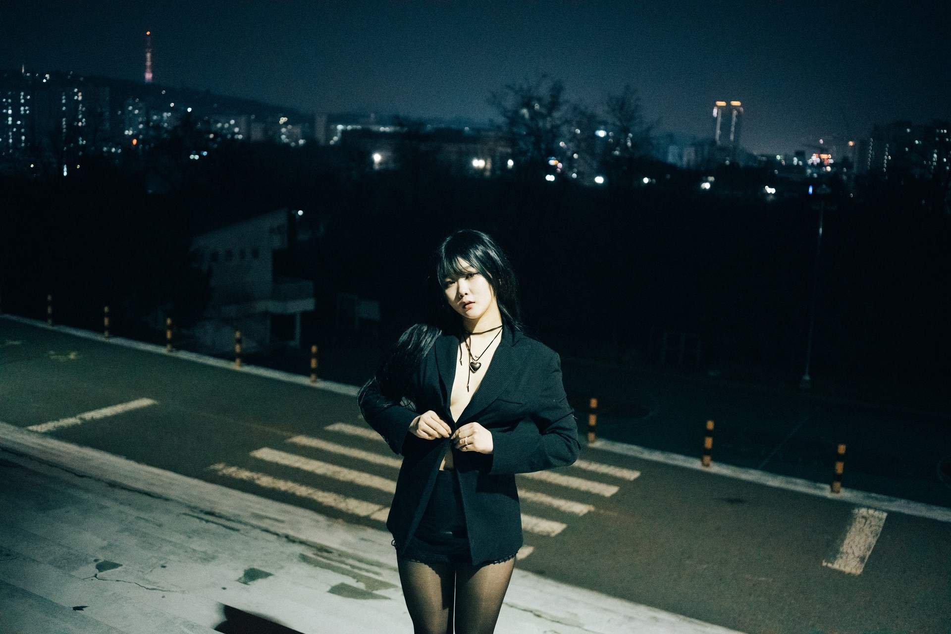 ZIA.Kwon 권지아, [Loozy] XXX At Night Road Set.01(21)