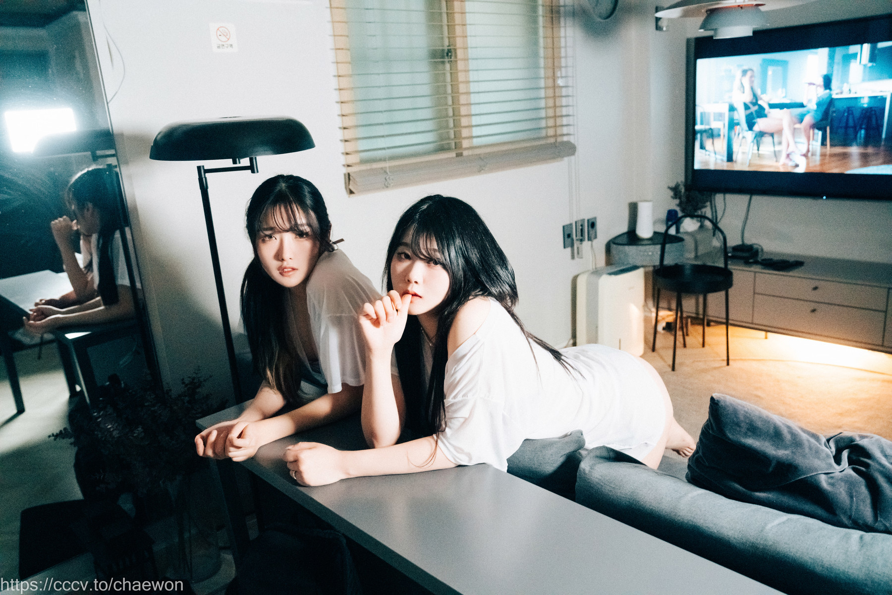 Sonson 손손, ZIA.Kwon 권지아, [Loozy] Yuri, Girl&#8217;s love Set.01(36)