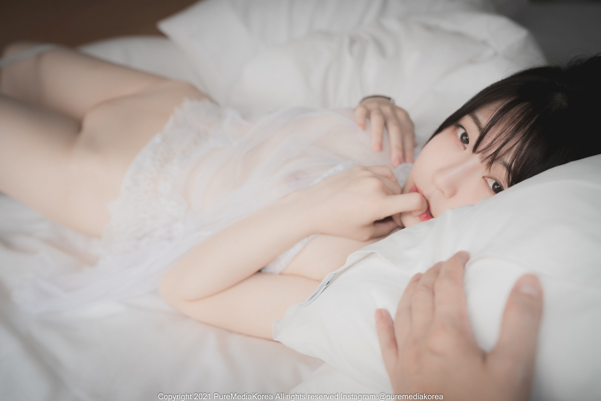 Eun Bi 은비, [PURE MEDIA] Vol.77 누드 디지털화보 Set.01(21)