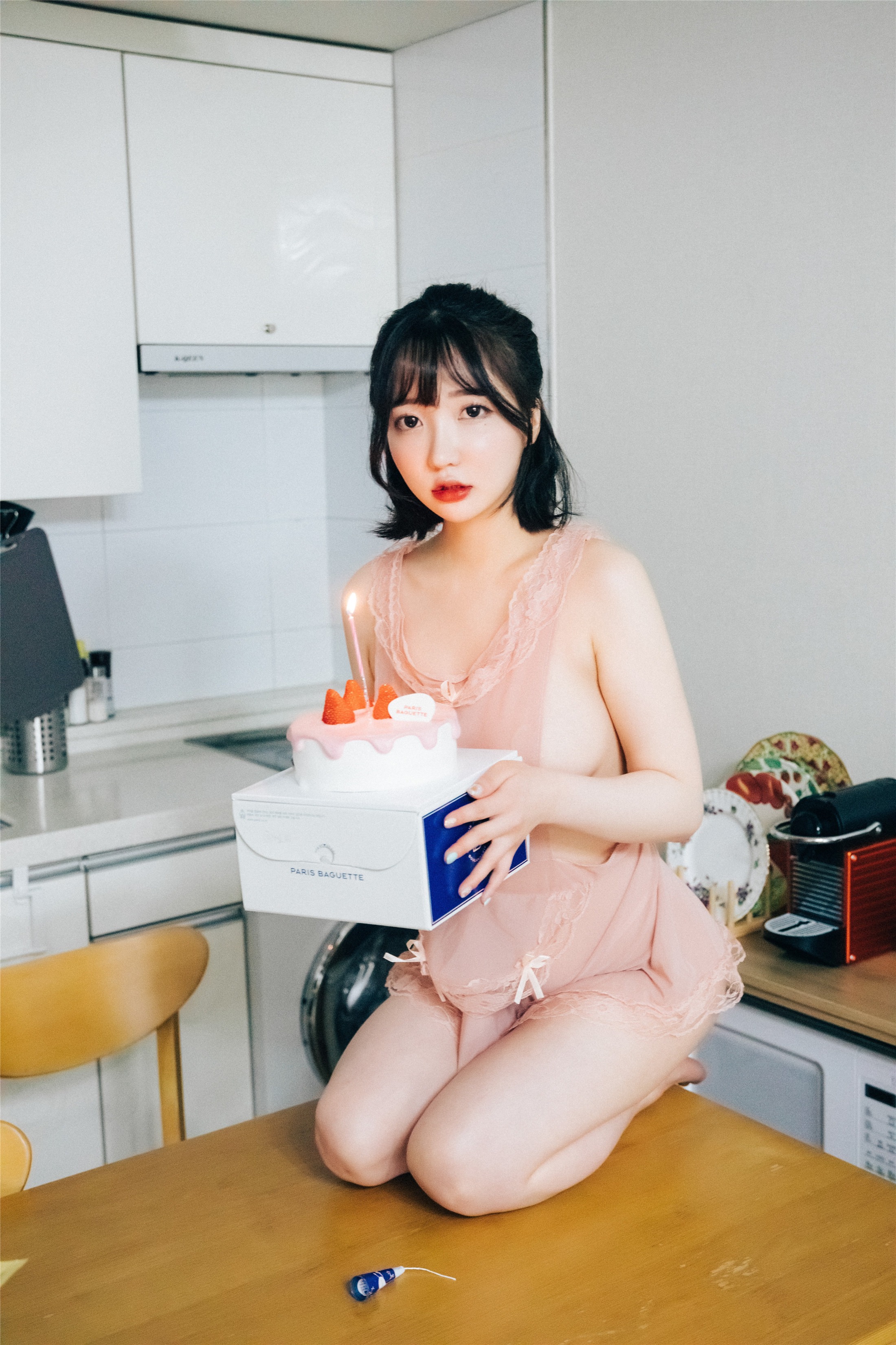 [Loozy] Son Ye-Eun (손예은) - Happy Birthday 132P(62)