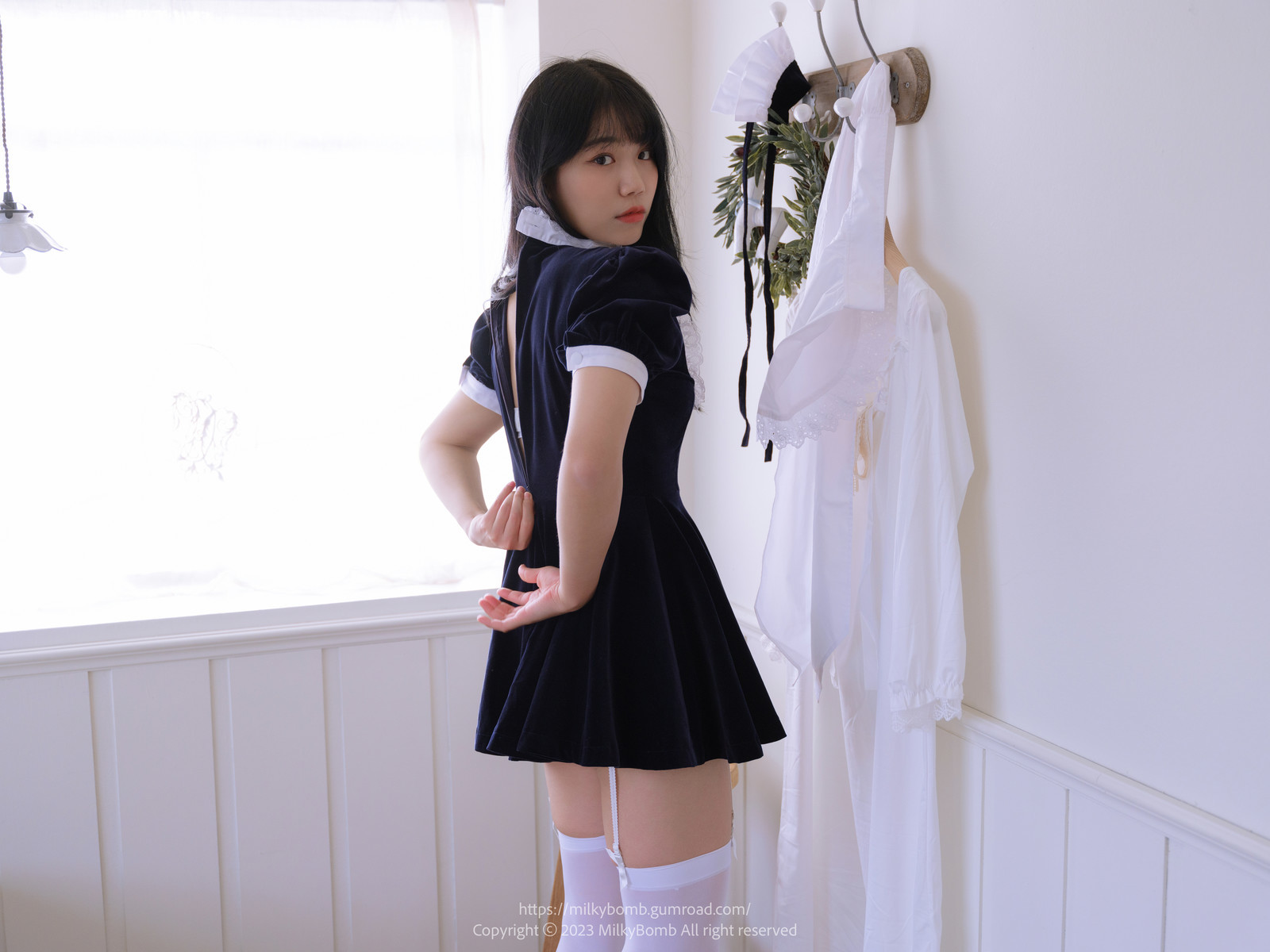 Yui 유이, [MilkyBomb] Maid Set.01(57)