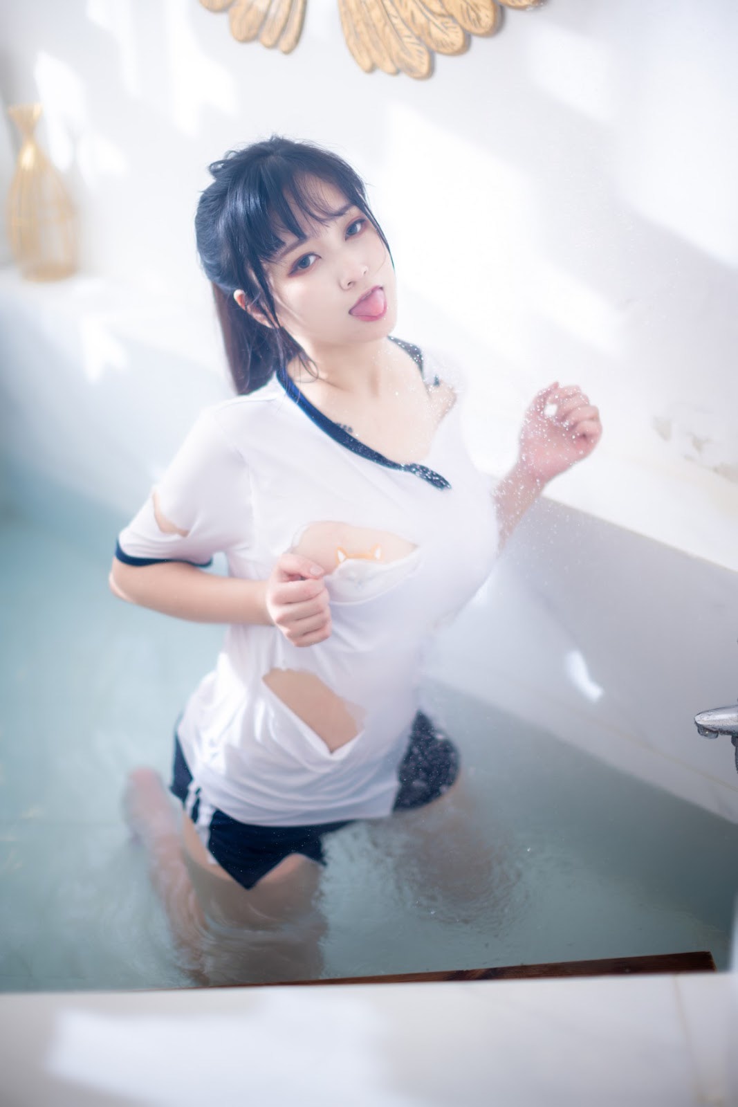 Cosplay 奇行家狗崽 浴场的体操服(37)