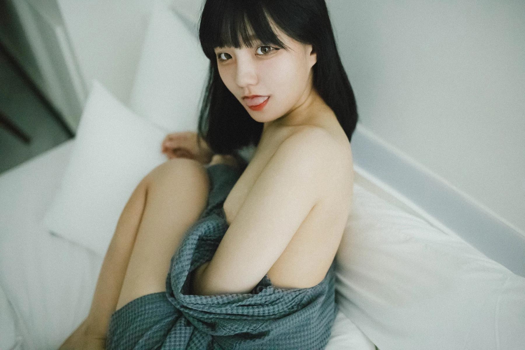 Jeong Jenny 정제니, [Moon Night Snap] The First Set.01(9)