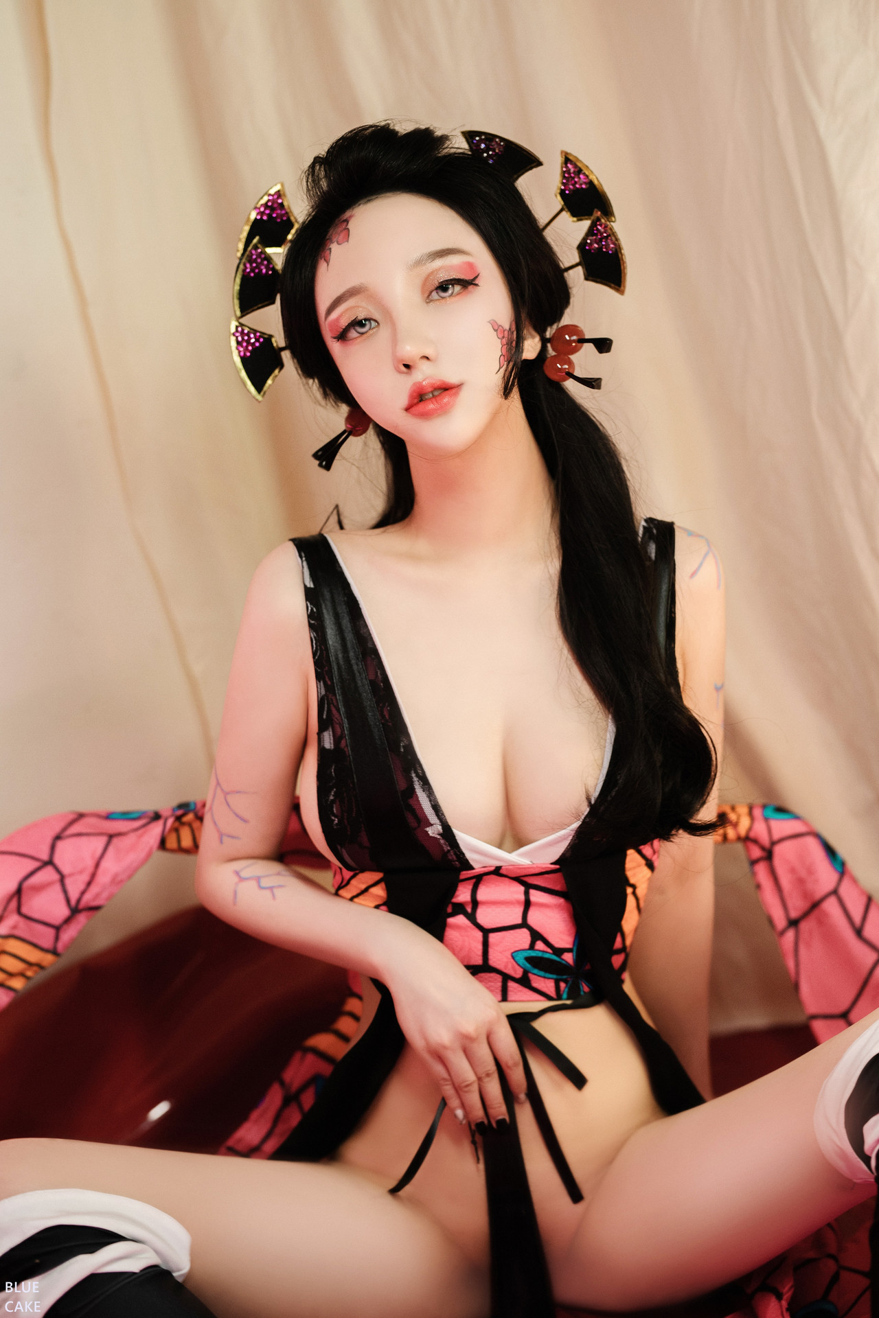 Son Yeeun 손예은, [BLUECAKE] RED ONI &#8211; Set.01(61)