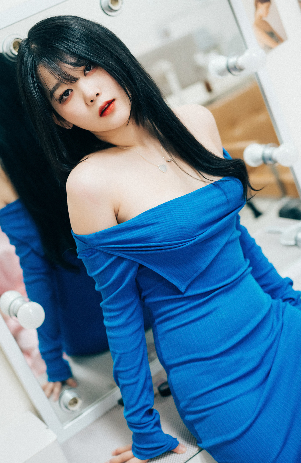 ZIA.Kwon 권지아, Loozy &#8216;Adult Hair Shop&#8217; Set.01(22)