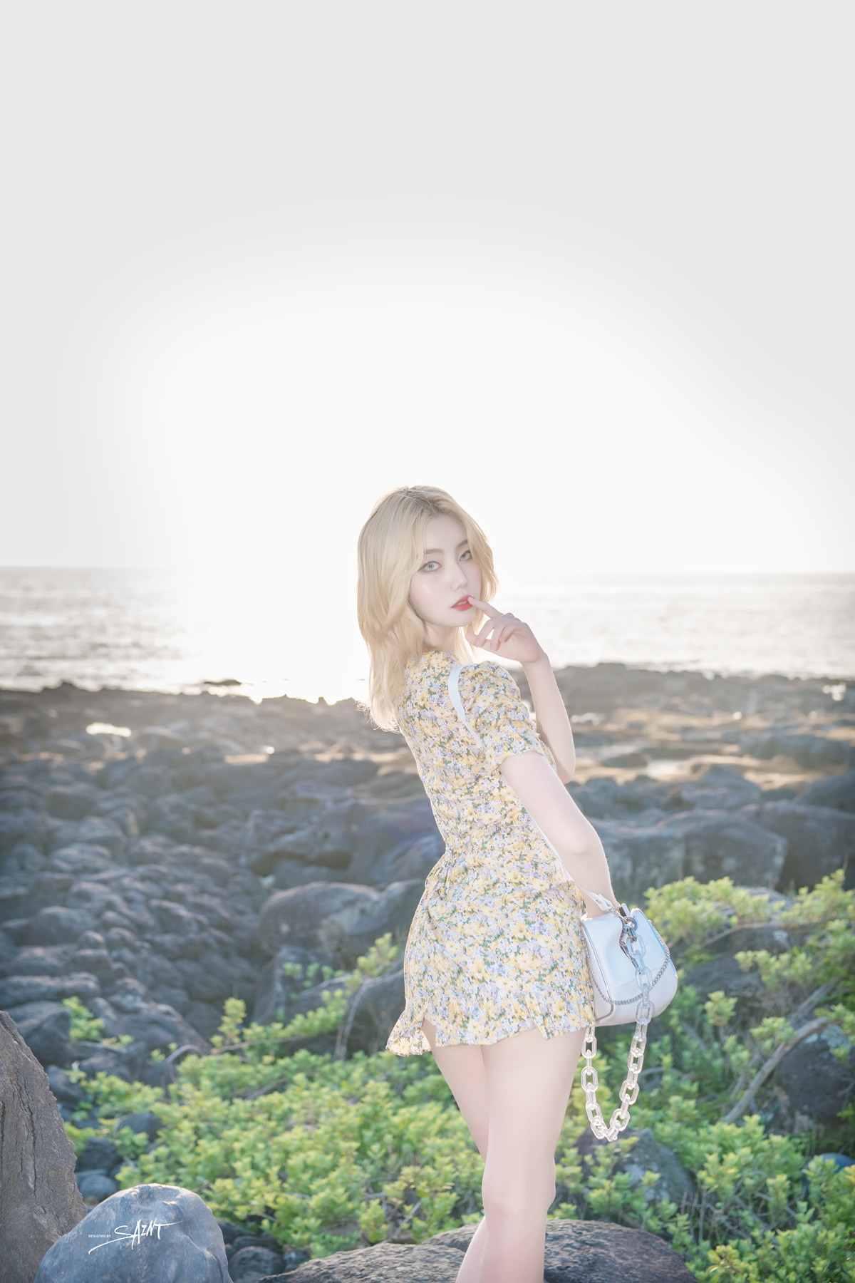 Yuna 유나, Saint PhotoLife Vol.14 &#8216;Jeju Story Part.1&#8217; Set.02(12)