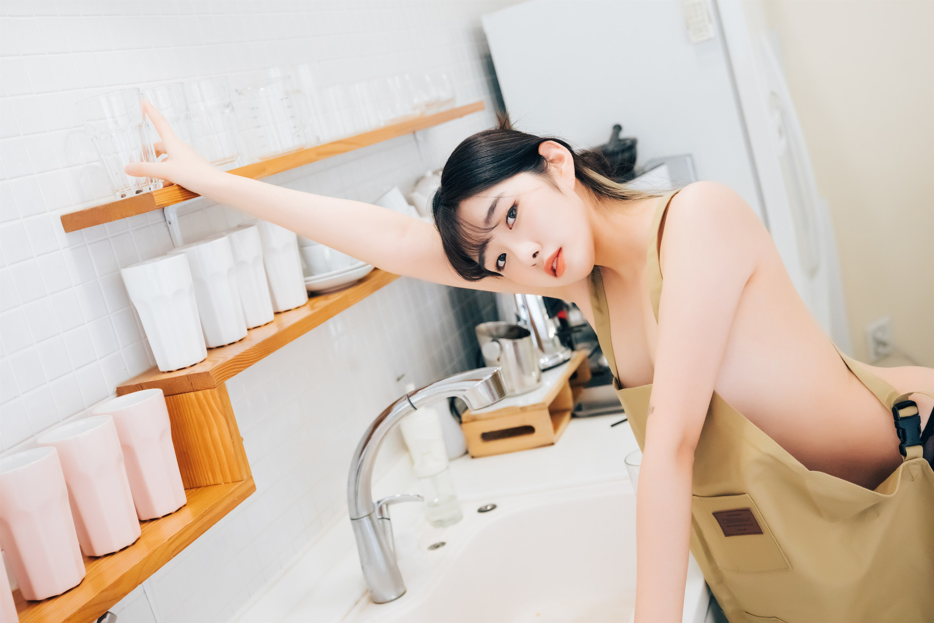 Sonson 손손, [Loozy] Nude Apron Set.02(30)