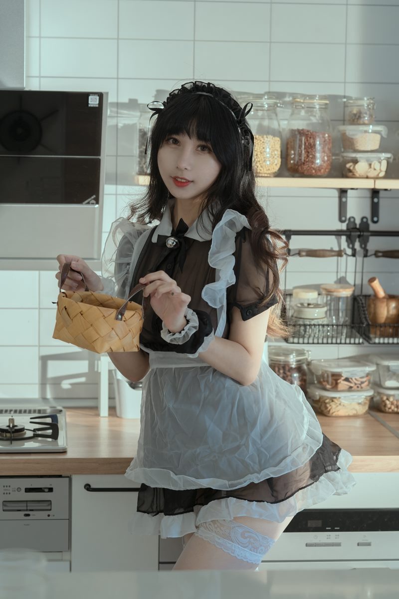 [Cos]云溪溪 - 奶桃 女仆 [40P+8V](3)