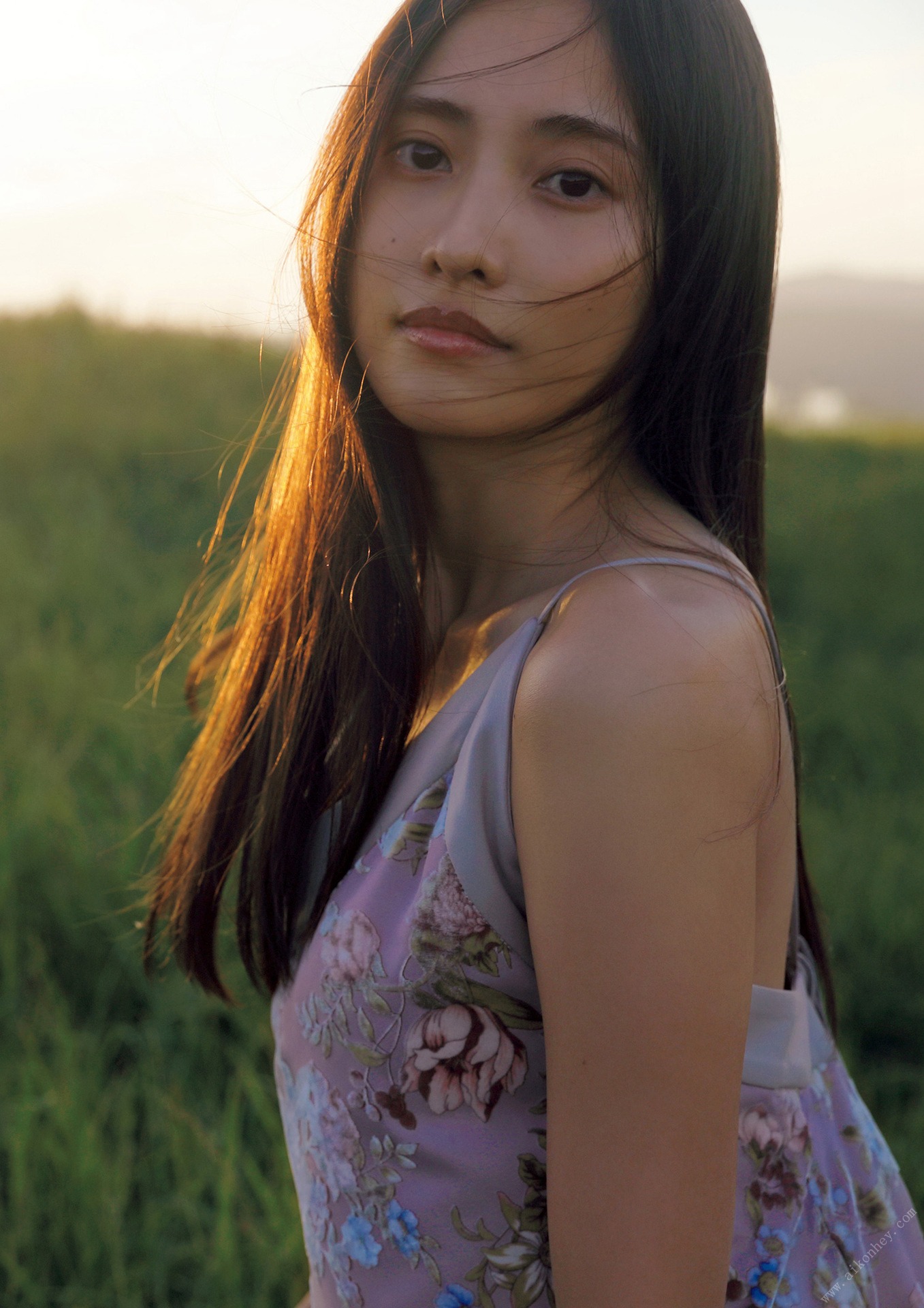 佐野ひなこ写真集「COLORS」 週プレ PHOTO BOOK 145P(12)