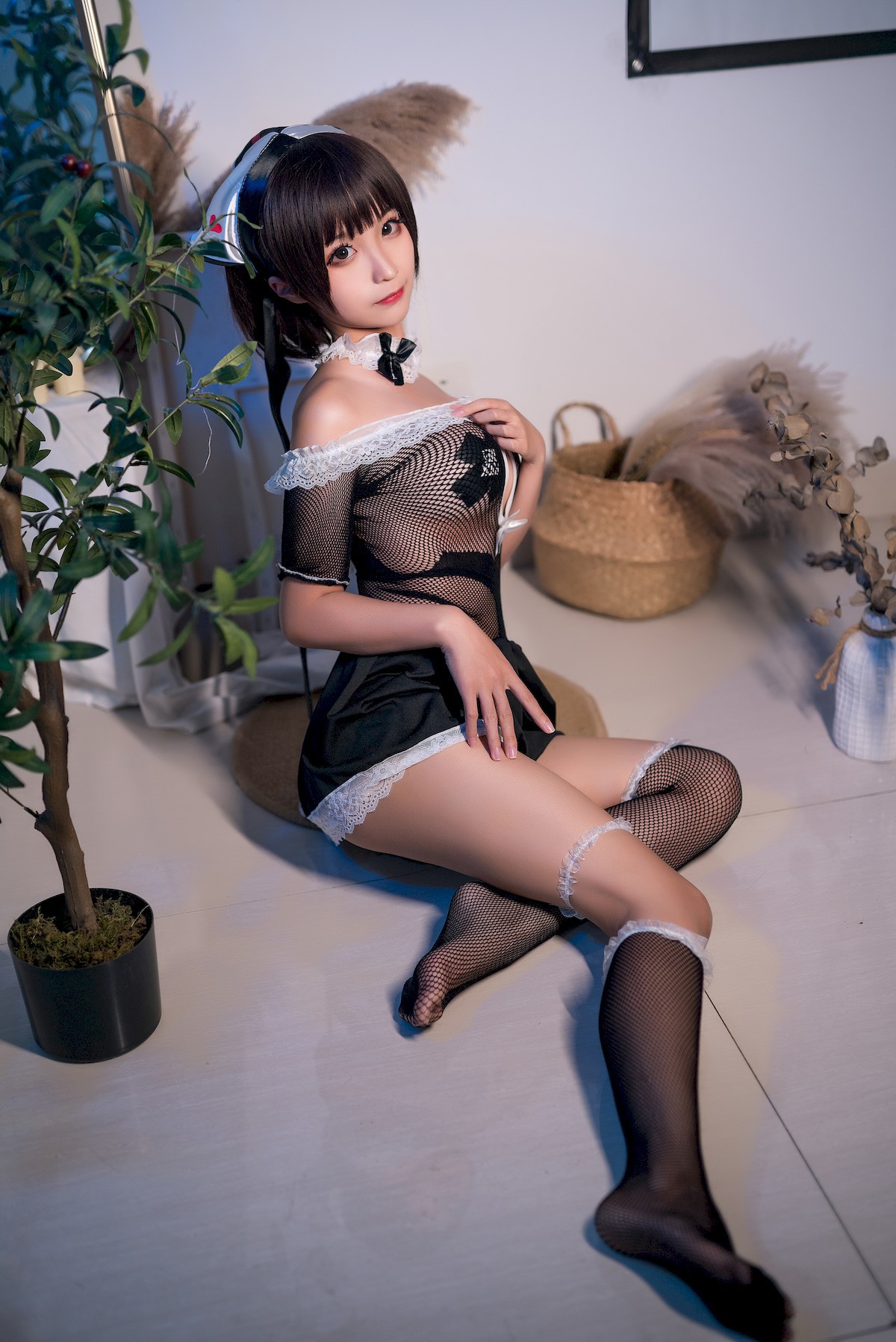 Cosplay 蠢沫沫 Chunmomo 黑白女仆(19)