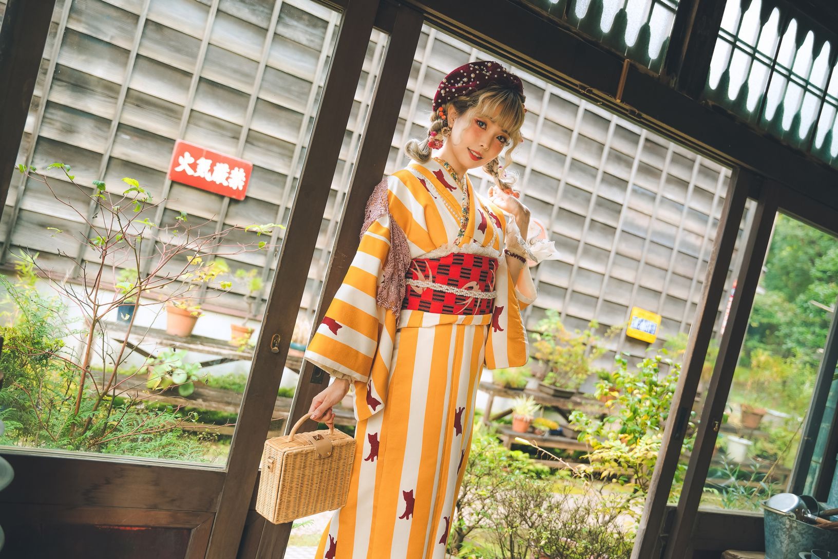 6 Retro Kimono II [62P-283MB](15)