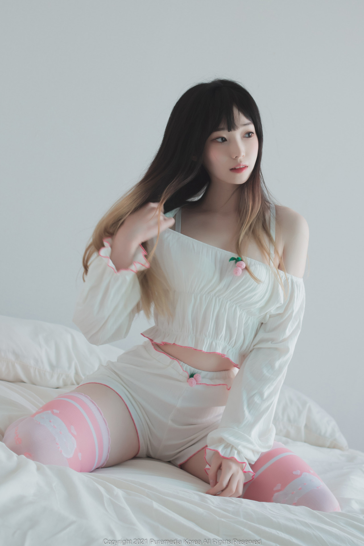 Bambi 밤비, [PURE MEDIA] Vol.164 누드 디지털화보 Set.02(2)