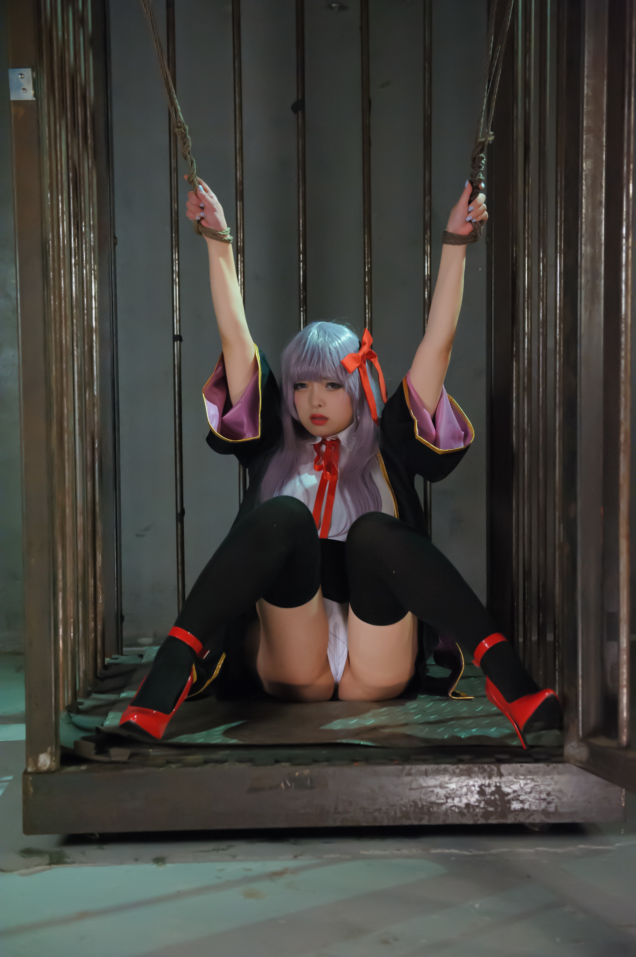 あなたが好きなのは？ダークな世界観で緊縛されている少女(8)