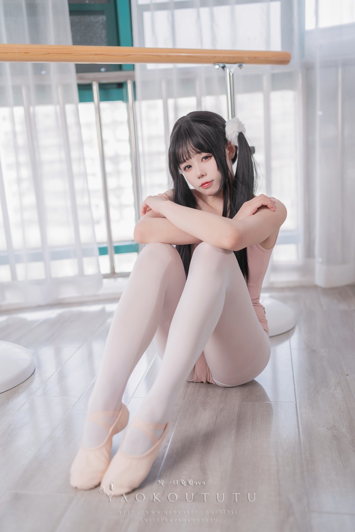 Cosplay 黏黏团子兔 来不及的舞蹈课(12)