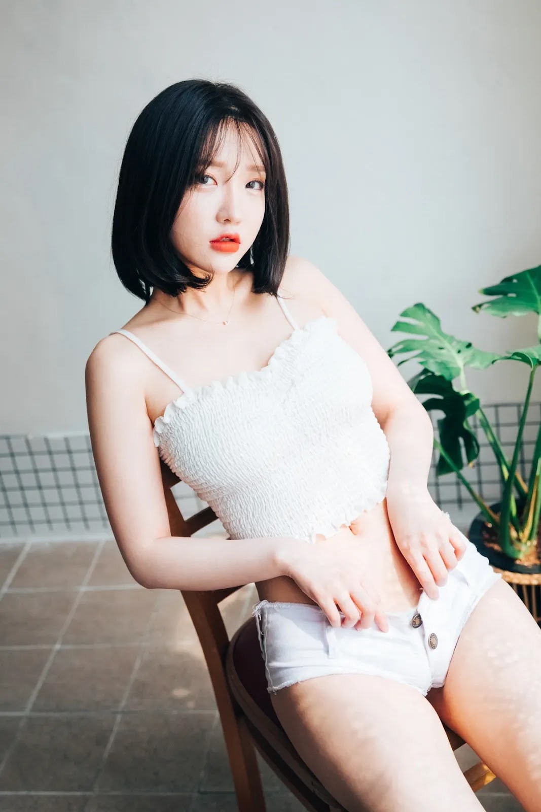 Son Yeeun 손예은, [LOOZY] Officegirl&#8217;s Vacation Vol.01(49)