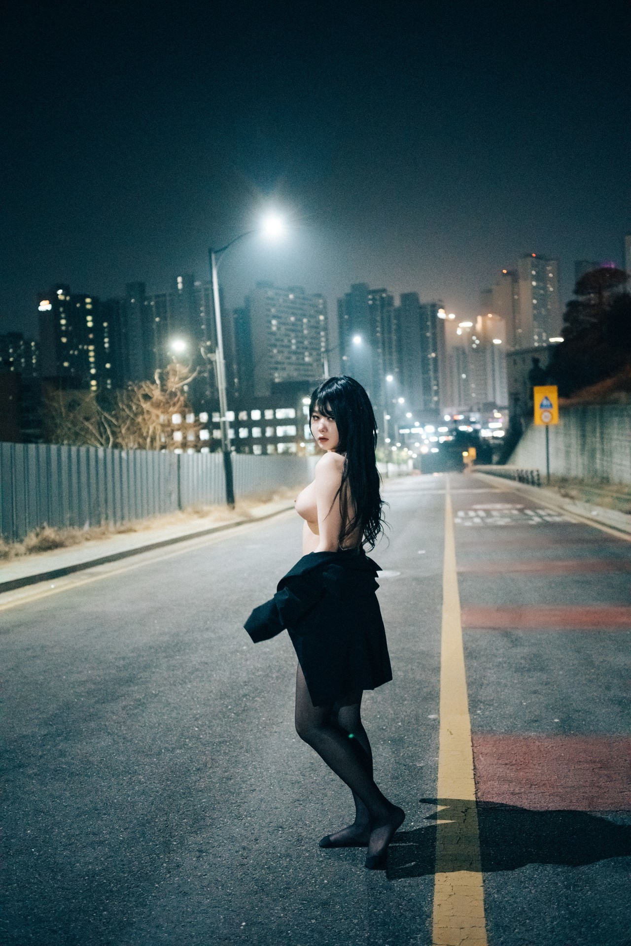 ZIA.Kwon 권지아, [Loozy] XXX At Night Road Set.01(24)