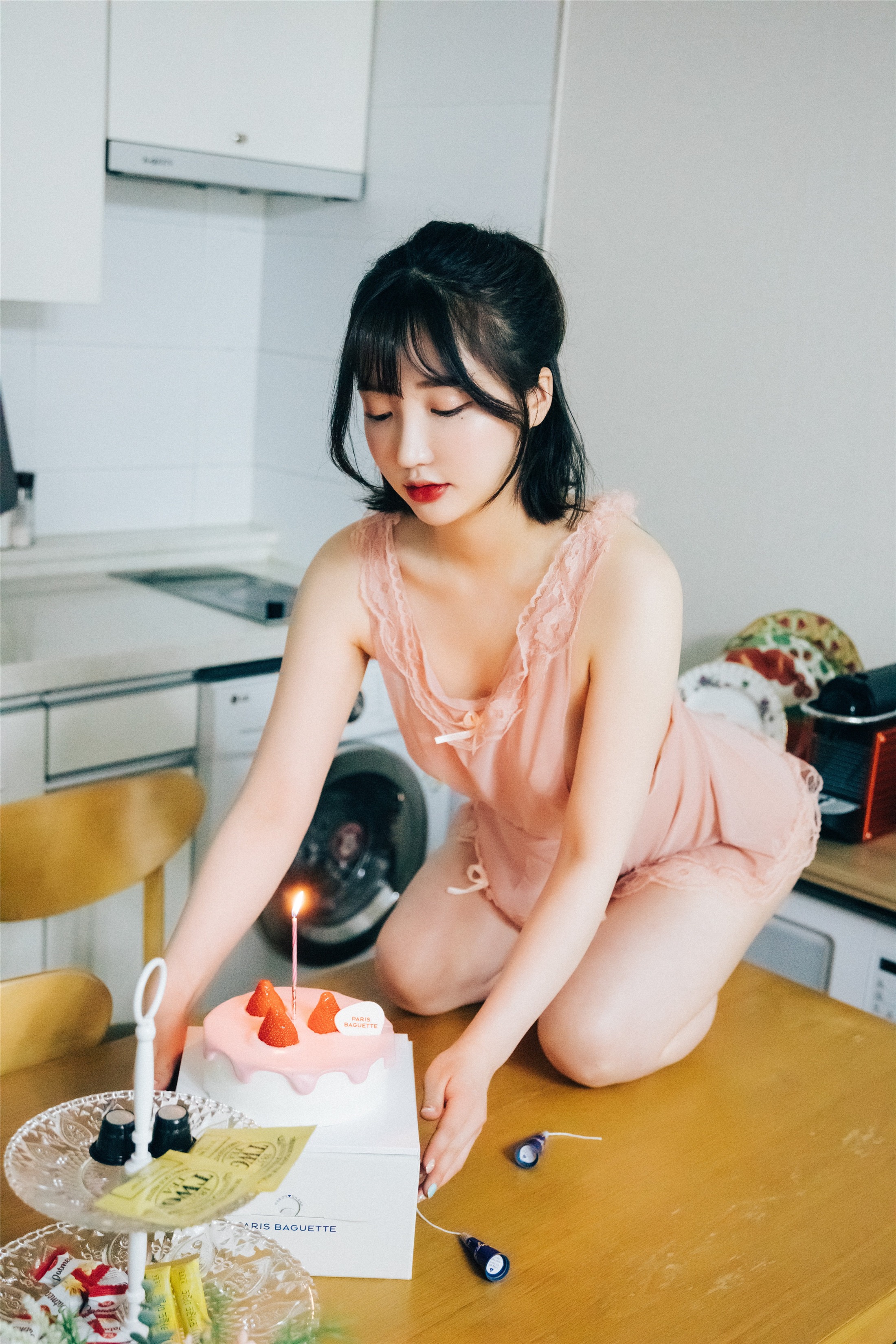 [Loozy] Son Ye-Eun (손예은) - Happy Birthday 132P(61)